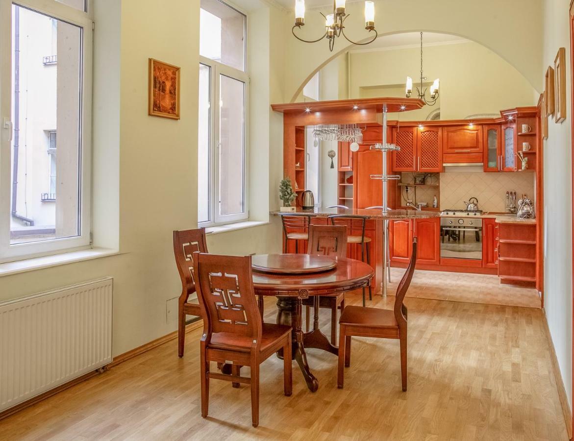 Grand Lviv Apartment I 외부 사진